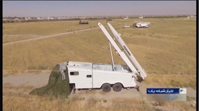 Clip: Iran trả lời phương Tây bằng việc "khoe" cơ sở tên lửa ngầm