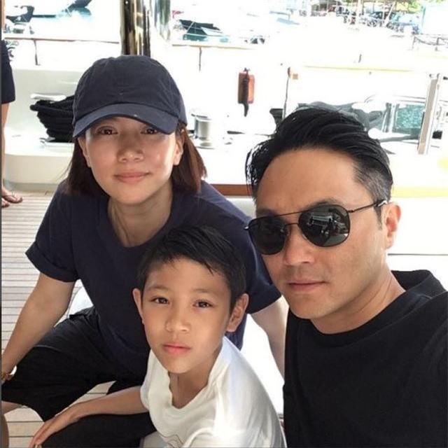 Hôn nhân đẹp như cổ tích suốt 18 năm của Viên Vịnh Nghi và Trương Trí Lâm