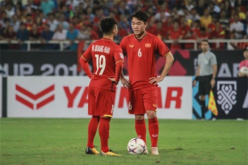 Nhà báo Hàn Quốc: "Xuân Trường sang Thái không phải để quảng cáo và dự bị"