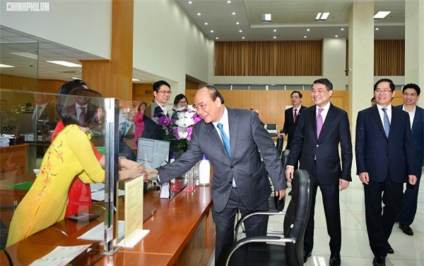 Thủ tướng: Ngân hàng chính sách XH phải đổi mới để đồng vốn tới người dân thuận lợi hơn