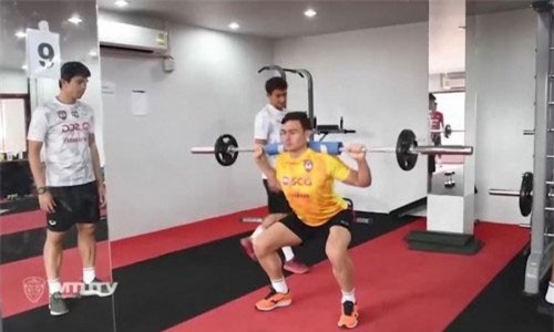 CLIP: Đặng Văn Lâm tập GYM cùng đồng đội tại CLB Muangthong United
