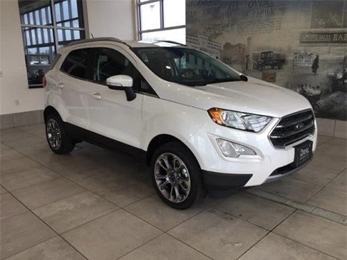 Ford EcoSport giảm giá 40 triệu đồng, cạnh tranh với Hyundai Kona. Nhiều đại lý của thương hiệu Ford vẫn tiếp tục áp dụng chương trình khuyến mại sâu đối với mẫu crossover EcoSport từ 15 - 40 triệu đồng, tuỳ từng phiên bản. (CHI TIẾT)