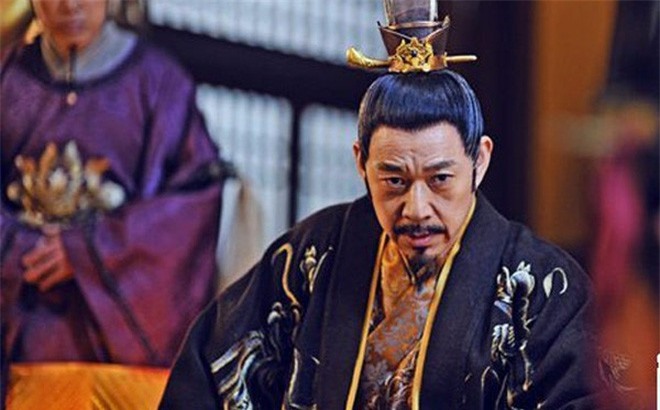 Hoàng đế vĩ đại nhất Trung Hoa cuối đời mắc sai lầm như Tần Thủy Hoàng 