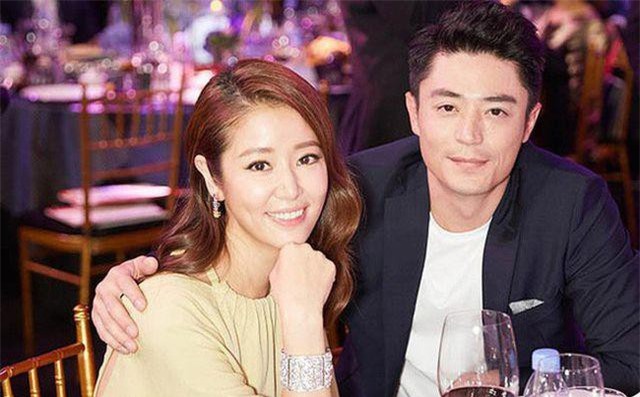 Lâm Tâm Như trẻ trung bên “ông xã” Hoắc Kiến Hoa