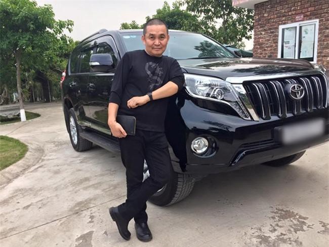 Sao hài đất Bắc: Kẻ chơi xế hộp tiền tỷ, người thích mua xe “đồng nát”