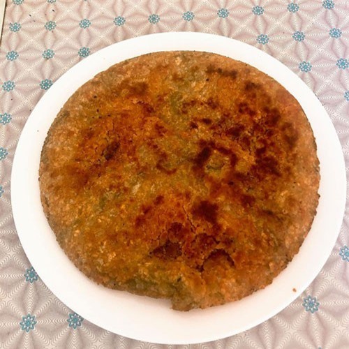 Rán bánh chưng bằng nước lọc, cô nàng bị mẹ mắng xơi xơi nhưng kết quả lại thành công ngoài tưởng tượng