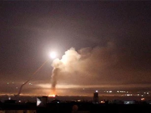 Israel không kích liên tiếp, quân đội Syria cảnh giác cao độ