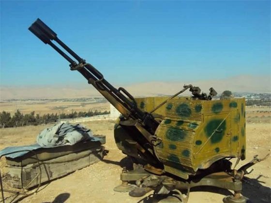 Israel giáng 3 cuộc tấn công liền lúc, quân đội Syria lập tức báo động cao