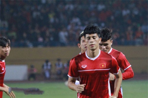 Đình Trọng bỏ lỡ vòng loại U23 Châu Á 2020?