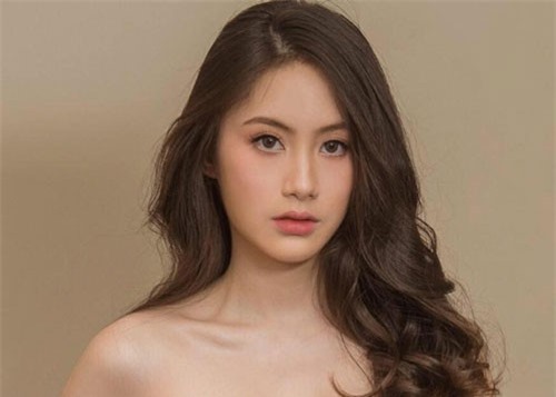 Hot girl Lào gây "bão" mạng ở Việt Nam là ai?