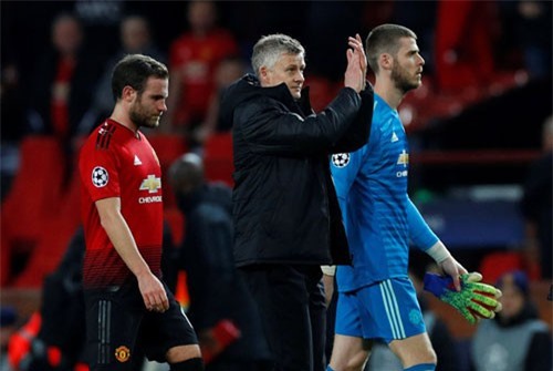 Solskjaer cần trận thua PSG để… tồn tại