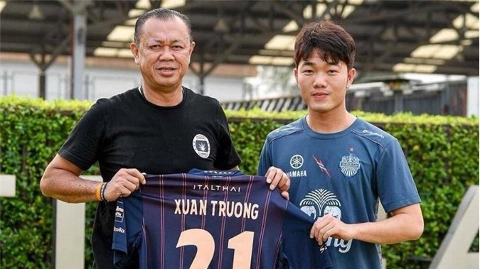 Văn Lâm, Xuân Trường sang Thái với một sứ mệnh đặc biệt