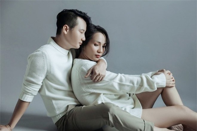 Hoàng Bách lấy vợ tiểu thư nhà đại gia nức tiếng miền Tây: Sự thật bất ngờ