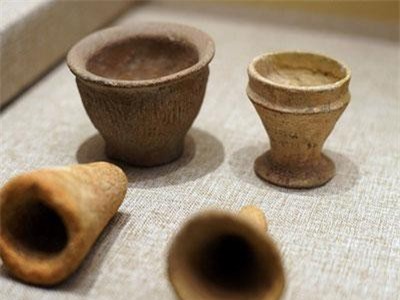 Cận cảnh vật dụng sinh hoạt của người Việt 2.000 năm trước