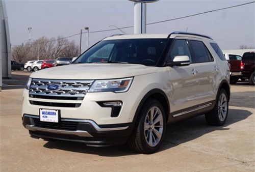 Ford Việt Nam bất ngờ tăng giá Explorer
