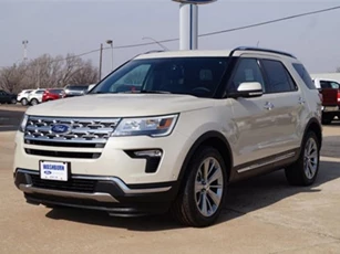 Ford Việt Nam bất ngờ tăng giá Explorer