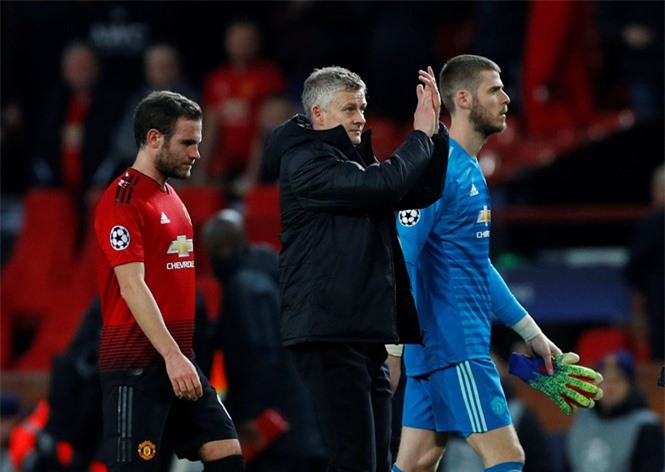  Solskjaer cần trận thua PSG để tồn tại