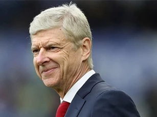 Wenger bất ngờ bênh Mourinho, trù ẻo Solskjaer