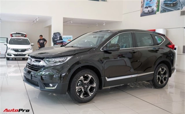 Honda CR-V hết bia kèm lạc, nhiều đại lý tồn kho cả chục xe để xả hàng sau Tết - Ảnh 1.