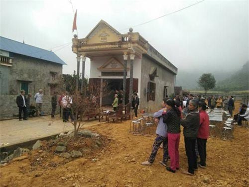 Thanh Hóa: Trưởng Công an xã chết trong tư thế treo cổ