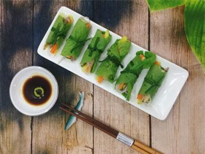 Cách làm món bò cuốn lá cải