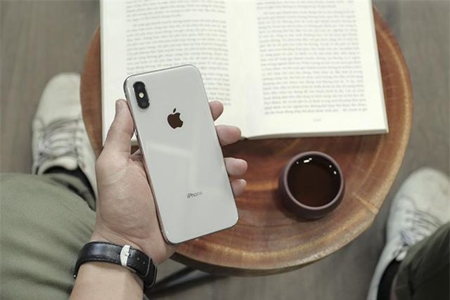 eSIM rục rịch ra thị trường, doanh số iPhone XS series khó tăng đột biến