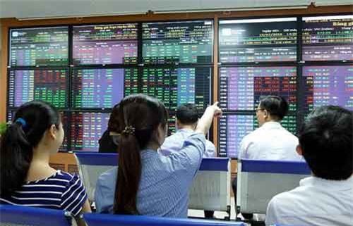 Cuộc đua miễn phí giao dịch chứng khoán Mỹ