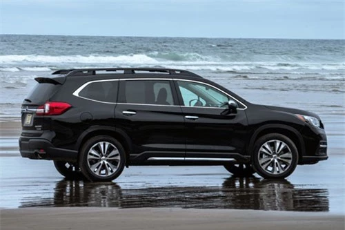 5. Subaru Ascent 2019 (dung tích khoang hành lý: 504 lít).