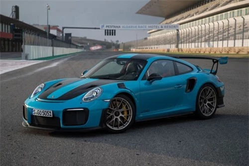 =5. Porsche GT2 RS 2019 (vận tốc tối đa: 340 km/h).