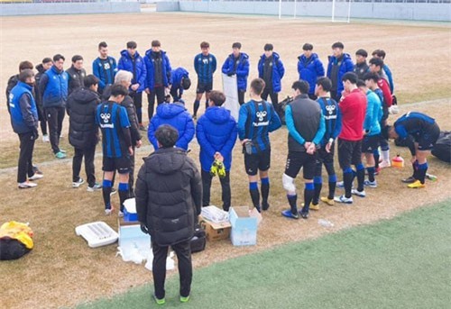 Công Phượng vắng mặt trong đội hình, Incheon United thắng nhọc nhằn đội hạng dưới