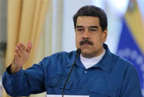 Tổng thống Venezuela Nicolas Maduro phát biểu trong một cuộc họp với các thành viên chính phủ tại Caracas. Ảnh: Reuters.