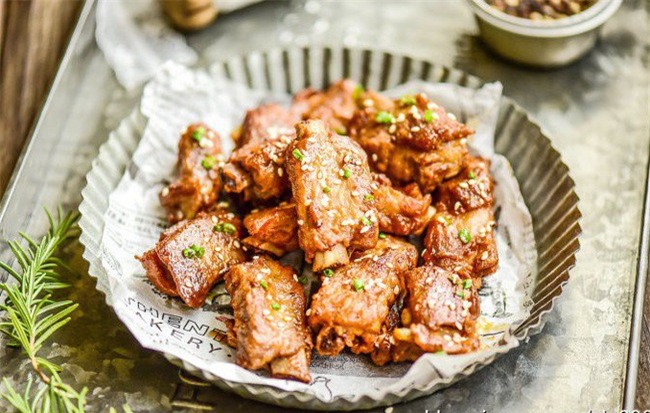 Công thức ướp sườn nướng "thần thánh" giúp bạn chinh phục cả những người sành ăn nhất