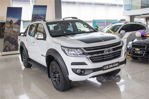 BẢN TIN TÀI CHÍNH-KINH DOANH: Đề xuất giảm thuế VAT ô tô nội địa, thủy sản đặt mục tiêu xuất khẩu 10 tỷ USD