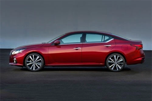 6. Nissan Altima 2019.