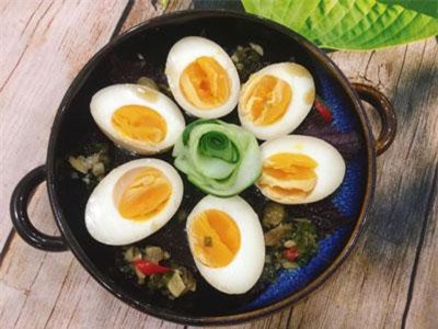 Cách làm trứng gà ngâm xì dầu