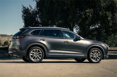 =4. Mazda CX-9 2019 (mức tiêu thụ nhiên liệu: 11,8 lít /100 km/h).