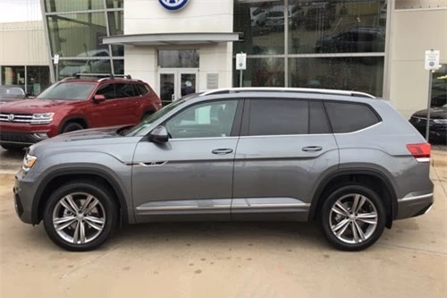 =4. Volkswagen Atlas 2019 (mức tiêu thụ nhiên liệu: 11,8 lít /100 km/h).