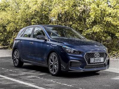 Cận cảnh hatchback thể thao Hyundai i30 N Line, giá 598 triệu đồng 