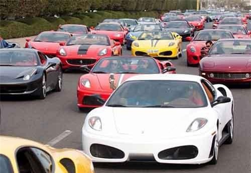 Thiên đường siêu xe 'secondhand' tại Dubai, UAE