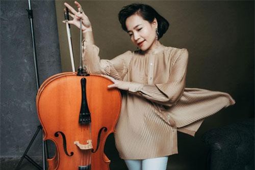 Nghệ sĩ Đinh Hoài Xuân từng cày cuốc trả nợ vì đam mê