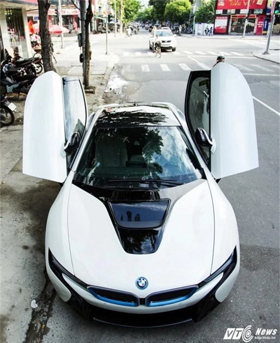 BMW i8 mà đại gia Đà Nẵng mua tặng sinh nhật vợ.