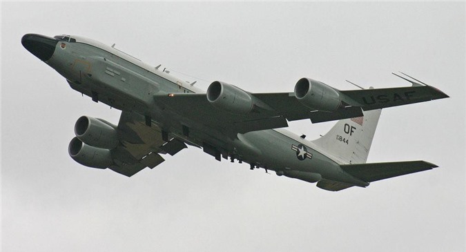 Máy bay Mỹ lại do thám gần Crimea