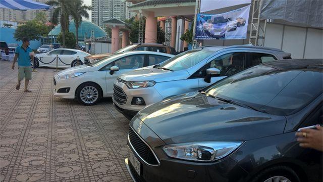 Xe cũ giảm trăm triệu đồng vẫn ế "chỏng chơ" đầu năm