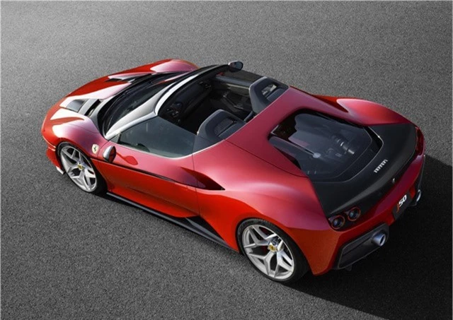 Đại gia mua siêu xe Ferrari hàng hiếm nhưng không lái phút nào để bán lại như mới với mức giá bất ngờ. Chỉ tính riêng trong vòng thập kỷ qua đã có không ít siêu xe sở hữu thiết kế mỹ mãn lăn bánh khỏi nhà máy Ferrari tại Maranello như LaFerrari, 488 Pista hay J50. (CHI TIẾT)