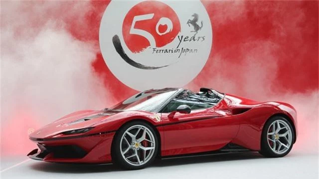 Đại gia mua siêu xe Ferrari hàng hiếm nhưng không lái phút nào để bán lại như mới với mức giá bất ngờ