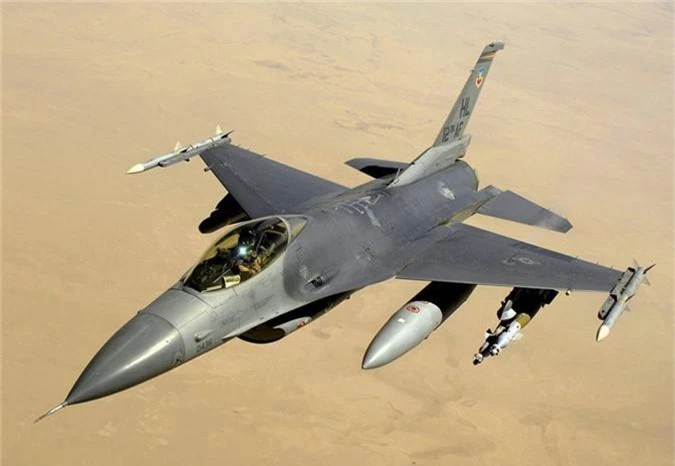 Tiem kich F-16 duoc trang bi vu khi nao khi ve VN?-Hinh-4