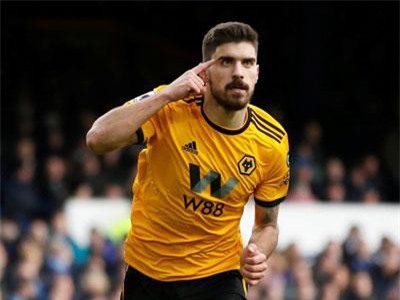 Nâng cấp tuyến giữa, MU bạo chi đón đồng đội của Ronaldo