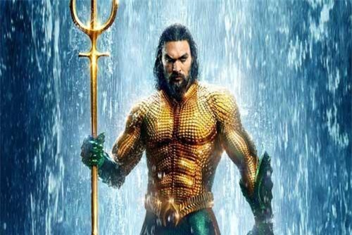 “Aquaman” đánh bại kỉ lục của đàn anh “Batman v Superman” tại phòng vé nội địa