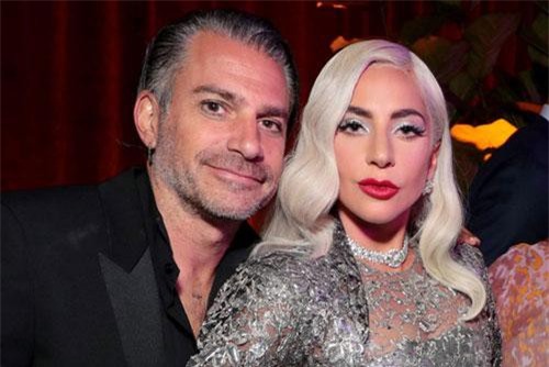 Lady Gaga lại chia tay hôn phu