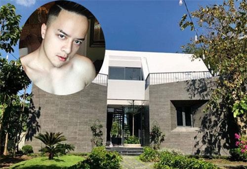 Nam ca sĩ 34 tuổi, độc thân, sống ở 2 siêu biệt thự tại Sài Gòn và Long An là ai?